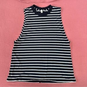 Lululemon All Yours Boyfriend Tank Yachtie Stripe Navy White Size 4